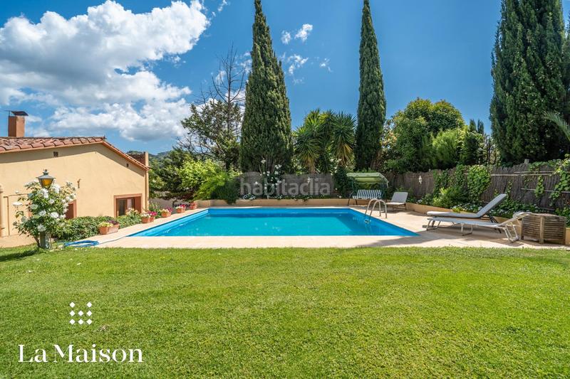 Foto 7f2c313e-3ed3-4019-a1f6-ec2af455963d. Chalet with fireplace heating pool in Arenys de Munt