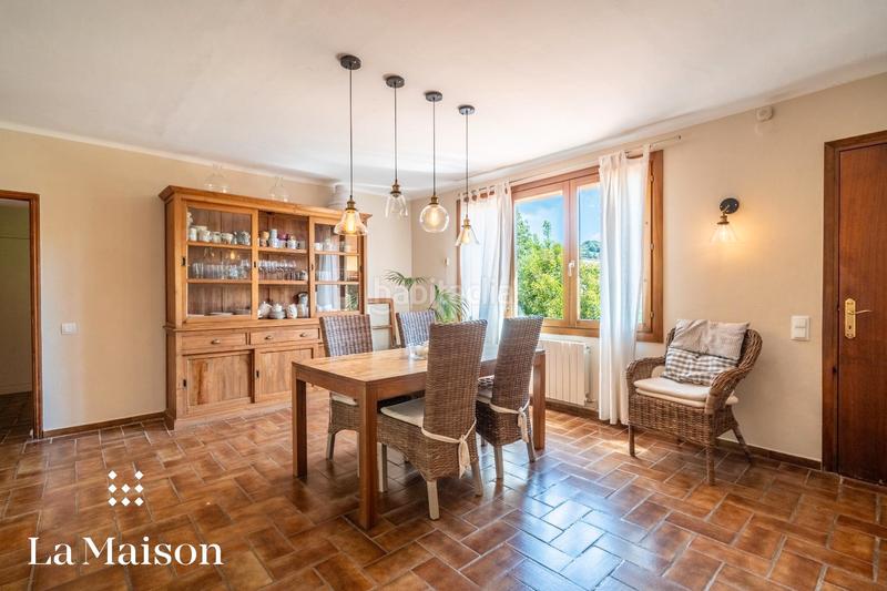 Foto dadc1e03-384a-4531-b2c8-7ec1027bf907. Chalet with fireplace heating pool in Arenys de Munt