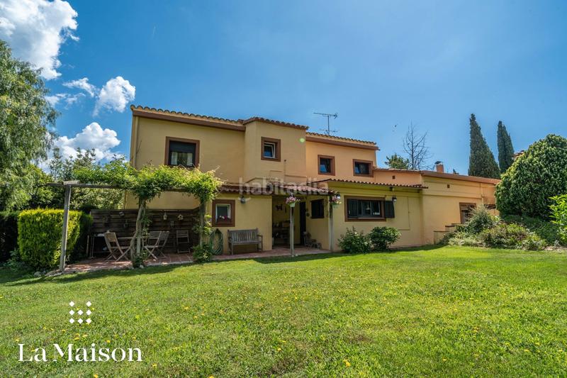 Foto 6fd21821-e314-431e-954c-3a7e3e5d7e28. Chalet con camino riscaldamento piscina in Arenys de Munt