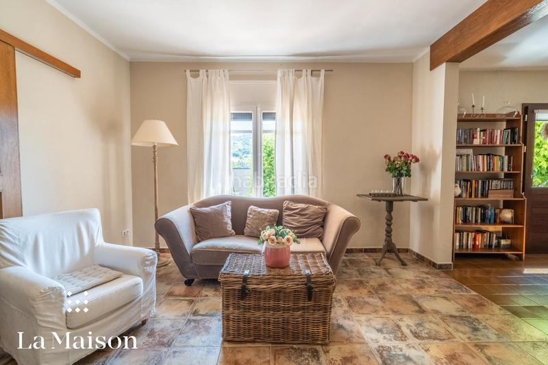 Foto 9cc4780a-2c72-4040-bab6-55cbc32b6e22. Chalet con camino riscaldamento piscina in Arenys de Munt