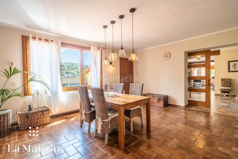 Foto c16727bb-fad1-484e-abc1-8e1c0f681138. Chalet con camino riscaldamento piscina in Arenys de Munt