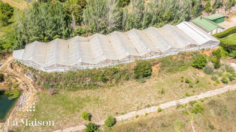 Foto c233ff83-4e65-4ff1-904b-573abcf1dc27. Chalet con camino riscaldamento piscina in Arenys de Munt