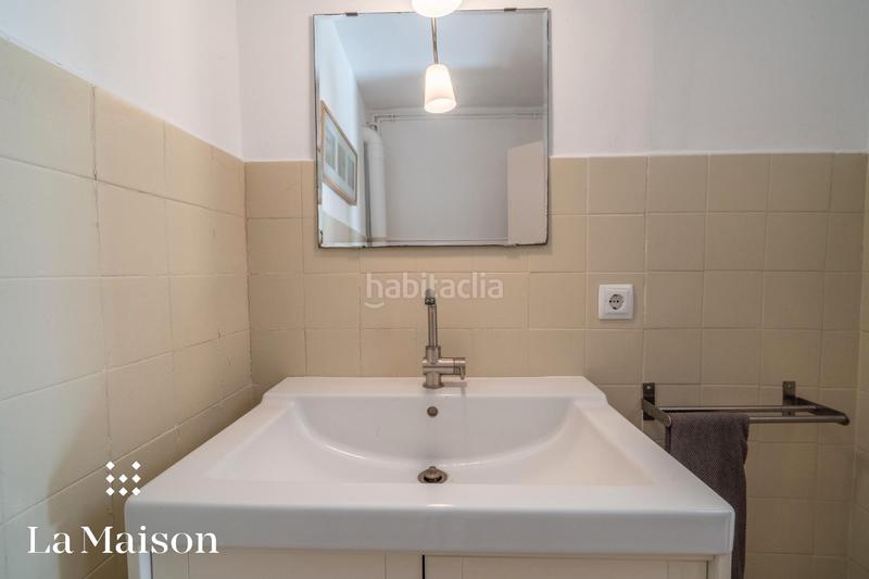 Foto c5870fdf-9622-4f4b-b5b3-94bba8697281. Chalet con camino riscaldamento piscina in Arenys de Munt