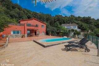 Maison à Carrer del mas pons 2. Casa con vistas al mar