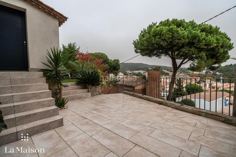 Foto c32dea87-08a7-4a70-a2a3-802472932399. Chalet en carrer de sant joan 16 en Centre Sant Andreu de Llavaneres