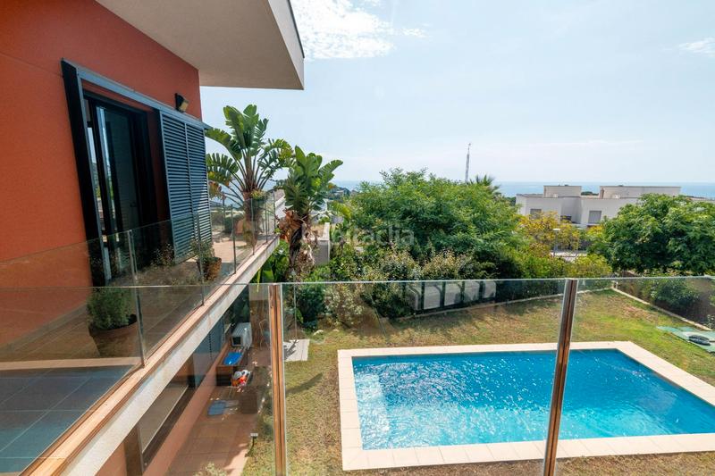 Foto 4e74bc74-f7b6-46cf-b8ae-5582029c732b. Casa a carrer de santa cecília 38 a Vallveric Mataró