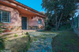 Maison à Carrer vallès 10