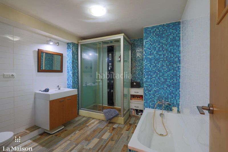 Foto 01f81521-e0eb-4924-8f28-ea043559e84b. Casa amb calefacció a Nucli Urbà Argentona