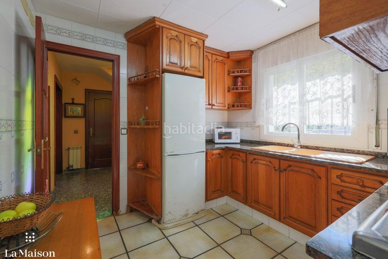 Foto b7e7870b-c731-4cfe-9b7f-7019d1af293a. Casa amb calefacció a Nucli Urbà Argentona