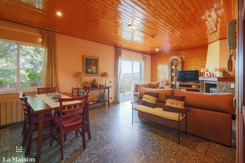 Foto b7fe51a3-6b13-4e8f-9012-c31f51a515d5. Casa amb calefacció a Nucli Urbà Argentona