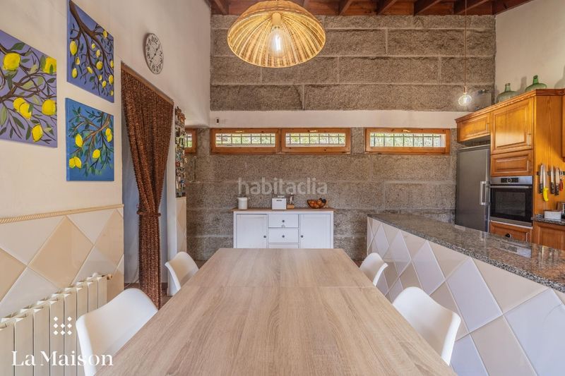 Foto c92a600c-4d89-4630-9f04-35504f478179. Casa amb calefacció aparcament piscina a Canyamars Dosrius