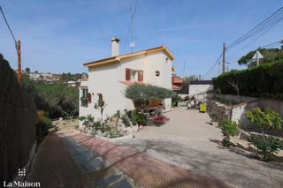 Casa  Calle carrer de joaquim blume s/n. Casa en calle carrer de joaquim blume sn urb. les ginesteres
