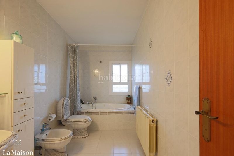 Foto 69f829be-9473-4850-951b-c7bb302e0284. Casa amb calefacció a Urbanitzacions Argentona