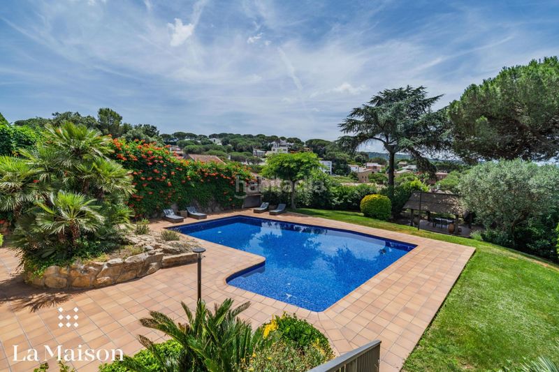 Foto 288f6e54-a7c1-4c25-b670-4c4212d98aeb. Casa amb calefacció aparcament piscina a Roca del Vallès (La)