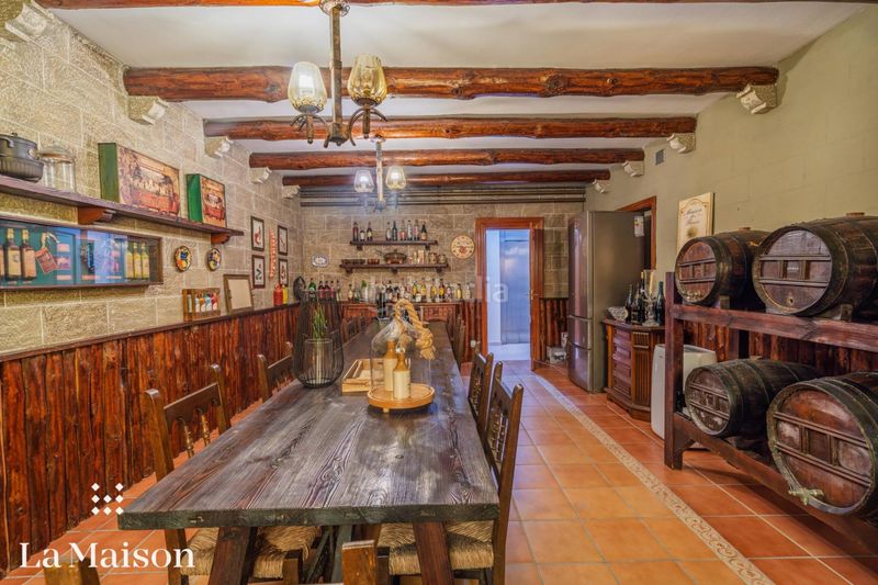 Foto b61491d2-6c79-4fb1-b0b9-fd44df43341f. Casa amb calefacció aparcament piscina a Roca del Vallès (La)