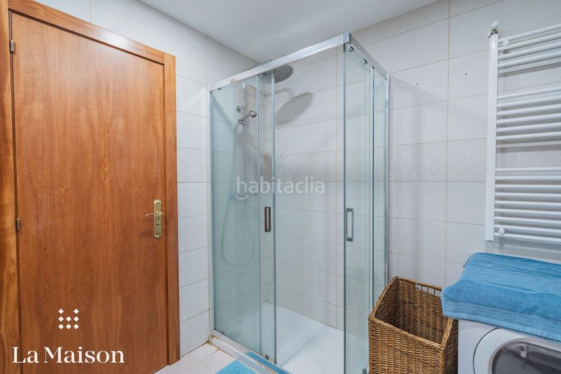Foto c8eeb8ca-6dbb-4bf7-9098-2a30bf815fac. Casa amb calefacció aparcament piscina a Roca del Vallès (La)