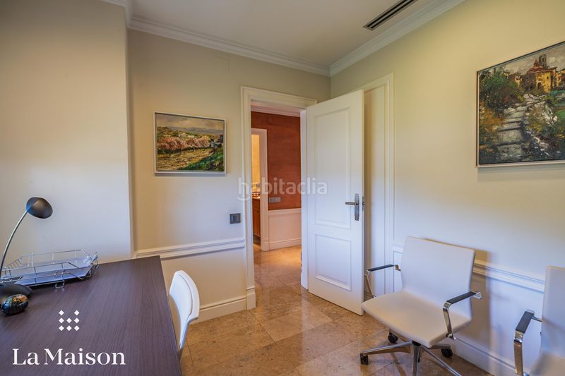 Foto f37c0877-0fde-4709-86c8-ec6378b0080f. Casa amb calefacció aparcament piscina a Roca del Vallès (La)