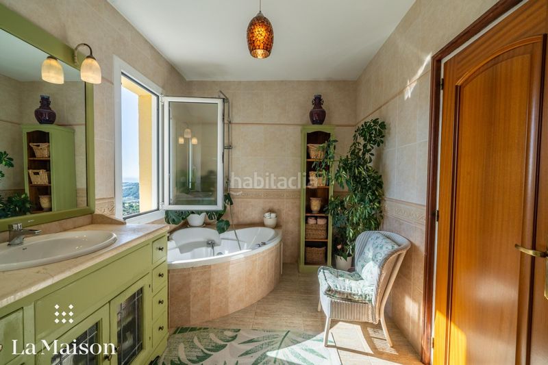 Foto dd112eed-935b-4d3c-98c4-e0fb7e1b59e0. Casa amb calefacció aparcament piscina a Urbanitzacions Sant Pol de Mar