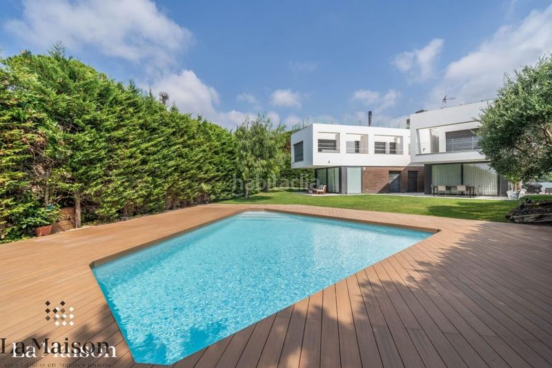 Foto 413ca21f-a182-4b0f-9f60-28f10e23f86c. Chalet casa en avinguda mirador centro en El Mirador-La Cornisa Sant Andreu de Llavaneres