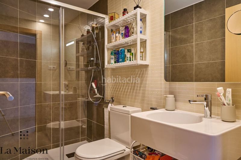 Foto b616564e-e87e-441d-b00d-8c453f46dd03. Chalet casa en avinguda mirador centro en El Mirador-La Cornisa Sant Andreu de Llavaneres