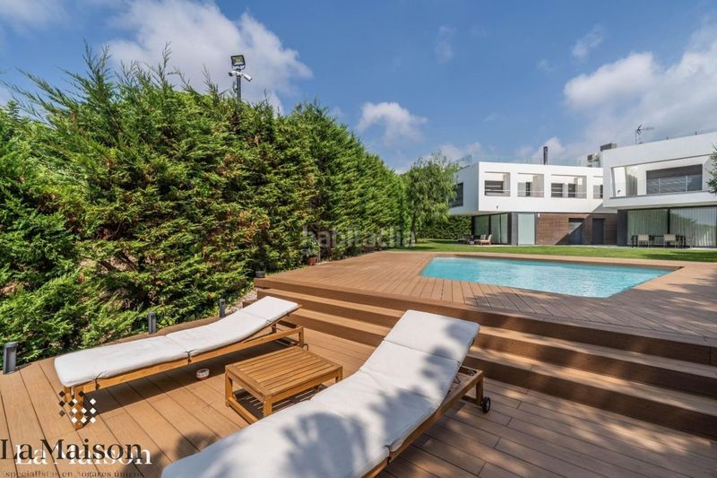 Foto c8e2ebac-1d4a-4c44-bf7d-9f51c9b1ff1a. Chalet casa en avinguda mirador centro en El Mirador-La Cornisa Sant Andreu de Llavaneres
