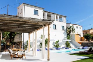 Casa  Av catalunya. Casa en av. catalunya