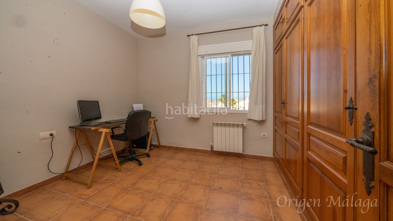 Foto d872c3c1-9132-4517-966d-8d79342aa4ff. Casa aparellada amb calefacció aparcament piscina a Chilches