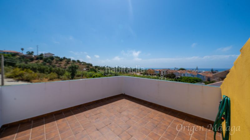 Foto eed717b2-d2ec-4d8e-b549-8a308114f5bb. Casa aparellada amb calefacció aparcament piscina a Chilches