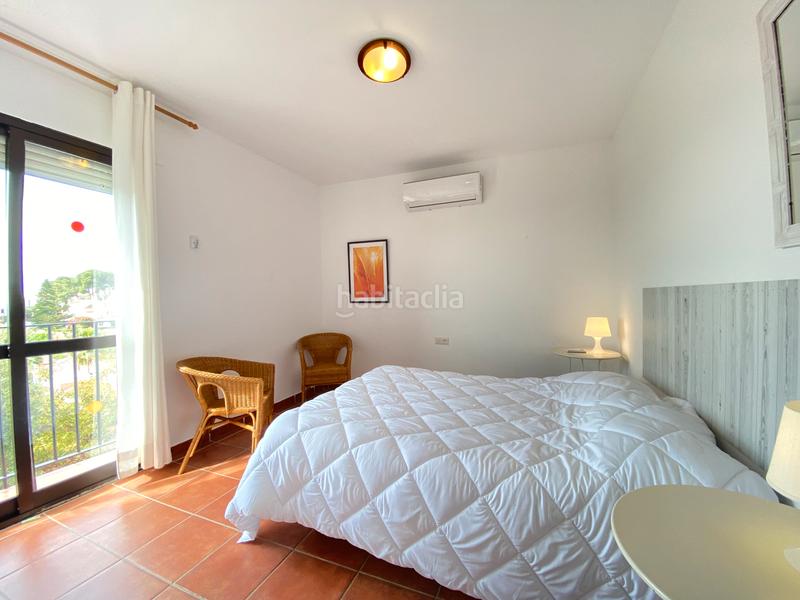Foto 83dbef65-44d2-45cb-9cd5-ddc3d132410a. Casa con camino parcheggio piscina in Chaparil - Torrecilla - Punta Lara Nerja