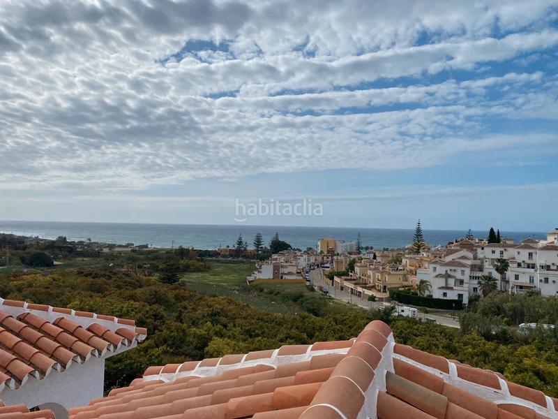 Foto edb5e9c0-5921-4f7f-ac39-393c23386bb3. Casa con camino parcheggio piscina in Chaparil - Torrecilla - Punta Lara Nerja