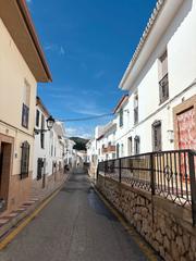 Haus  Calle santo cristo. Casa tradicional andaluza en el pintoresco pueblo de riogordo
