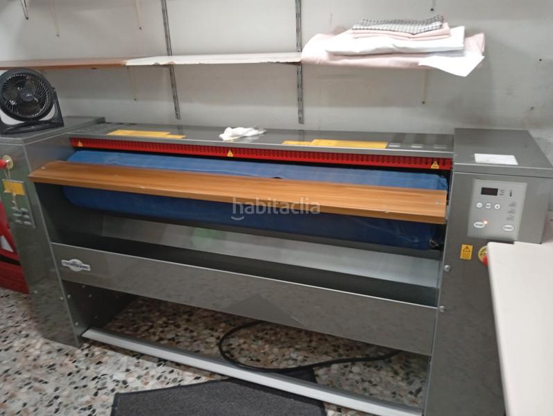 Foto b43edc44-4b3c-4936-ae02-d967156bb4e7. Locale commerciale in calle quemada 8 in Puerto Deportivo Fuengirola