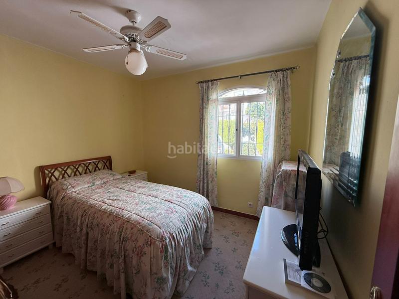 Foto 389c477e-f838-4311-bf66-457a47f6cf36. Casa a schiera con riscaldamento piscina in Capistrano Nerja