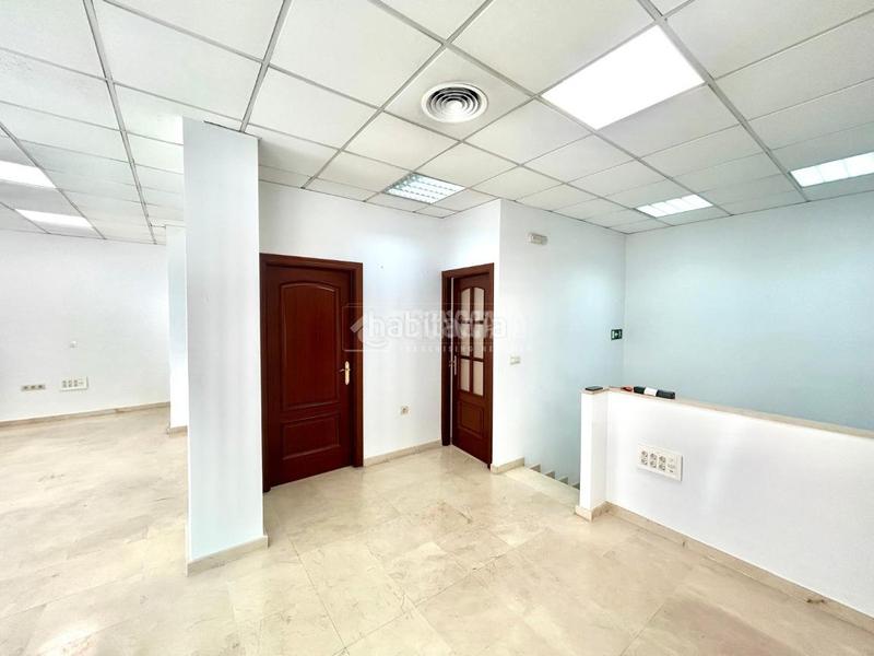 Foto 2e815aae-a364-403d-901b-d86d6cd0075f. Local comercial  en venta en El Cano - Los Bermejales Sevilla