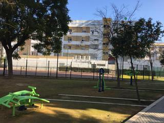 Appartement à Pedro Salvador - Las Palmeritas. Piso en venta en sevilla