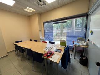 Lloguer Local Comercial en El Cano - Los Bermejales. Local comercial en alquiler en sevilla