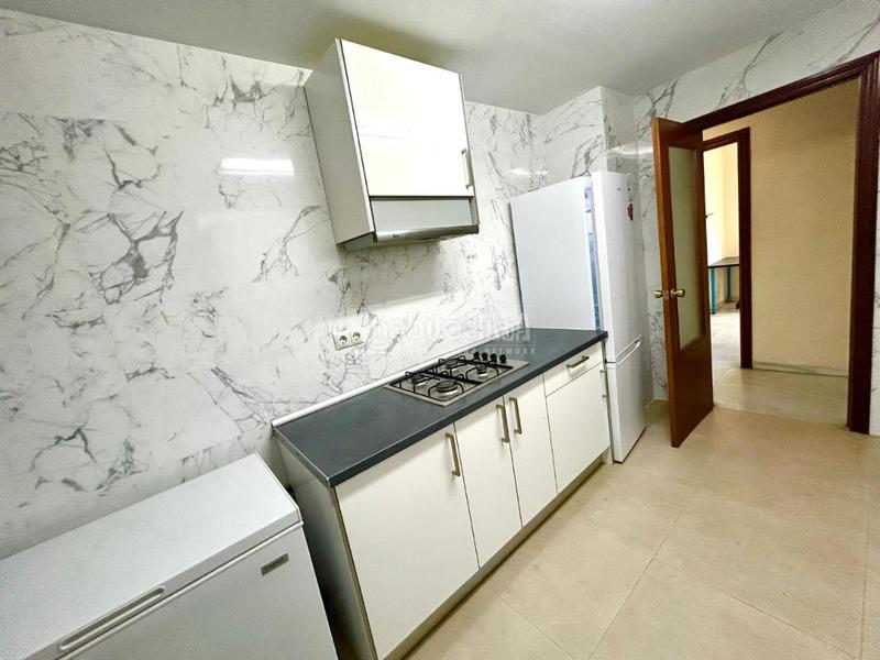 Foto b82f85d7-c669-4e46-87c1-29310da9b4d8. Pis amb aparcament a Bami - La Estrella Sevilla