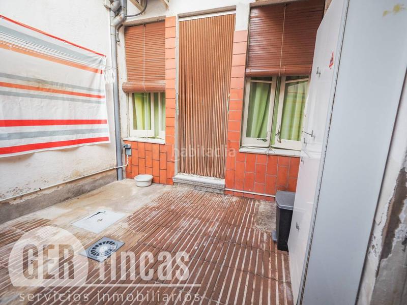 Foto b558d3cb-c0fb-41a0-a6db-d46ea1c96956. Casa  con fantástico patio y terraza en Centre Rubí