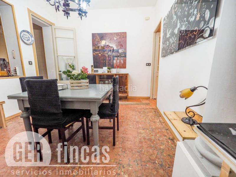 Foto b749e731-6e91-471f-8e71-af72e0560f60. Casa  con fantástico patio y terraza en Centre Rubí