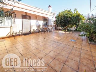Chalet  Camerun. Ideal para dos familias.