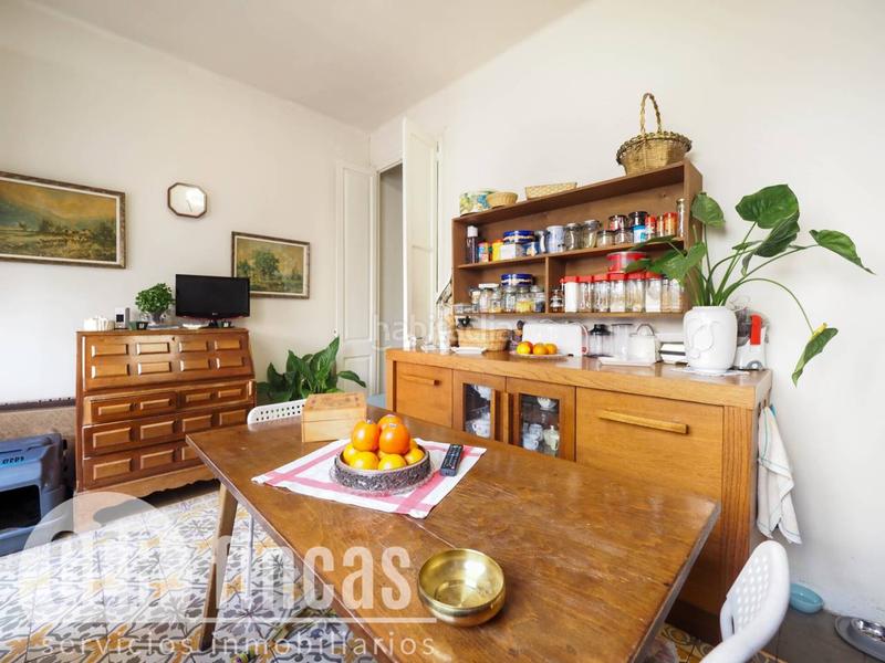 Foto 633696ad-a335-45ef-bfa6-9f0f069be786. Casa a reformar con local comercial. en Ca n'Aurell Terrassa