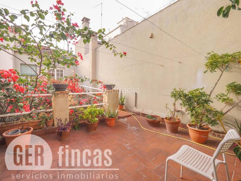 Foto 7b77612a-d0c5-44fb-a4bf-bdce0a0007ad. Casa a reformar con local comercial. en Ca n'Aurell Terrassa
