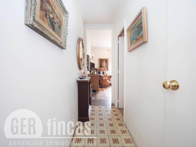 Foto 9d613a8d-291c-4c86-a890-98082022a91d. Casa a reformar con local comercial. en Ca n'Aurell Terrassa