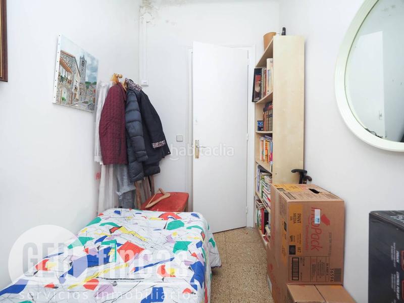 Foto b421754c-7a91-4baf-8ab0-a770e3dac478. Casa a reformar con local comercial. en Ca n'Aurell Terrassa