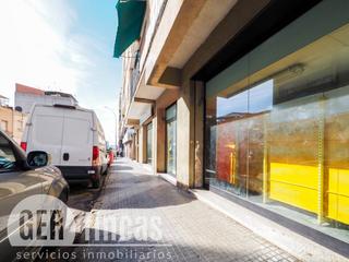 Local commercial  Periodista grané. Local en venta en sant pere nord08226