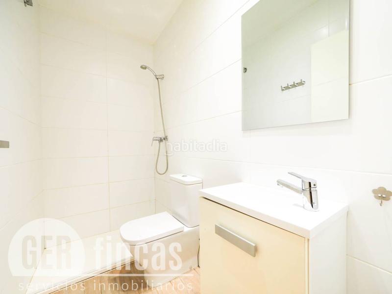 Foto 5e6f32da-d90e-40ee-8f25-cdb34408d54c. Casa con riscaldamento in Ca n'Aurell Terrassa