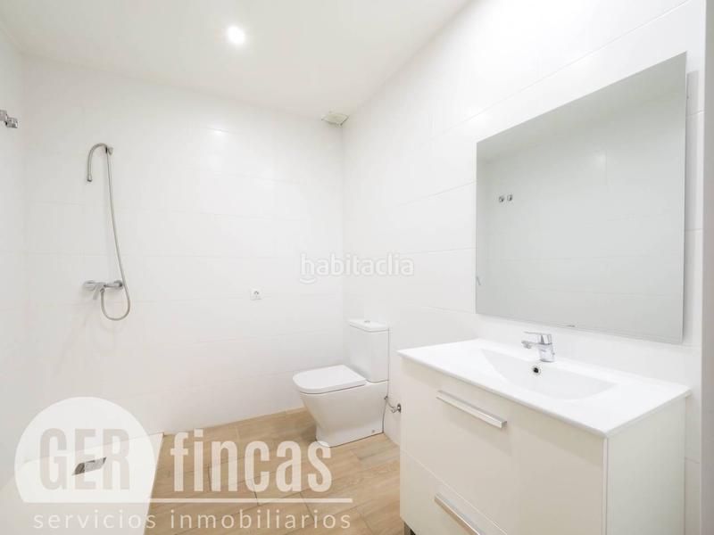 Foto a19ebff2-eb38-4005-a026-28197292b6ae. Casa con riscaldamento in Ca n'Aurell Terrassa