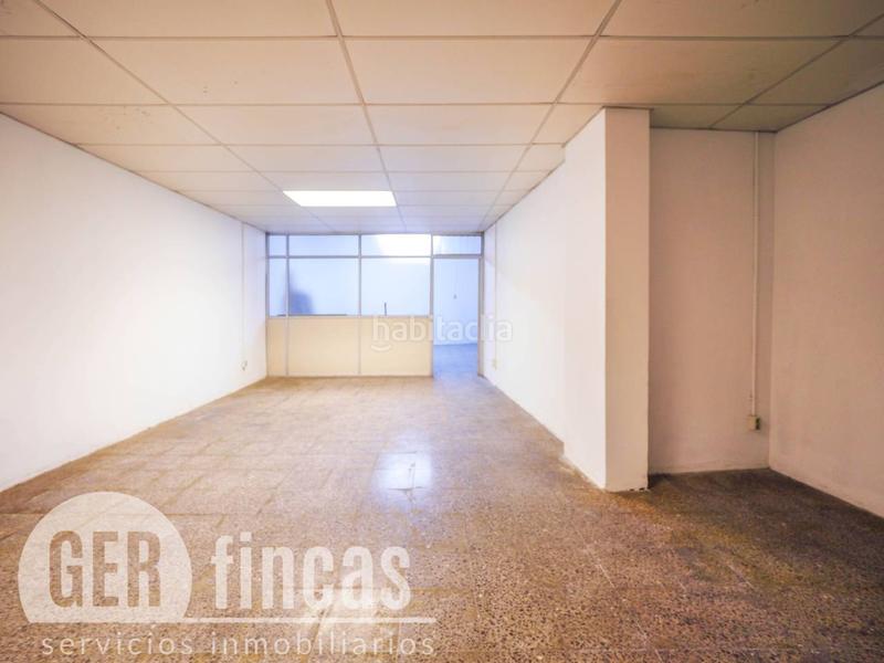 Foto d71403a3-b2a7-4b4e-922b-b719b0a79477. Alquiler local comercial con muchas posibilidades en el centro de la ciudad . en Terrassa