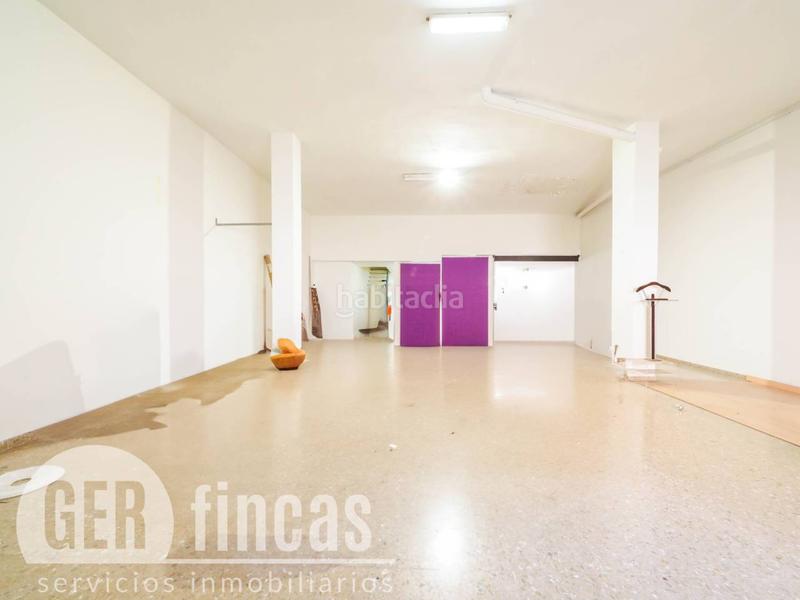 Foto 24761cd8-9e1f-4cf2-9574-972157b4887a. Local comercial a Plaça Catalunya - Escola Industrial Terrassa