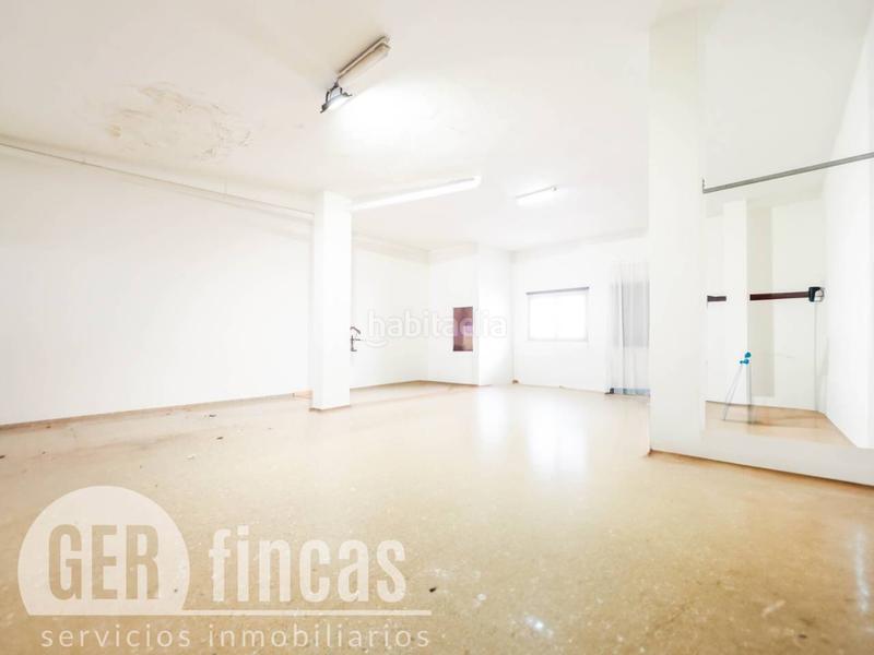 Foto 5c026130-45e2-4cdb-9550-bfb1a4a86389. Local comercial a Plaça Catalunya - Escola Industrial Terrassa